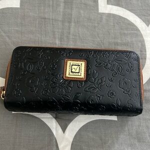 Women’s wallet